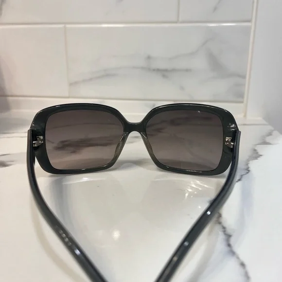 Lacoste L623S 001 Black Grey Sunglasses 56 16 135. Lenses Have‎ minor scratches - Picture 3 of 7